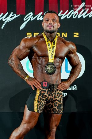 MEN'S PHYSIQUE 179 STARS